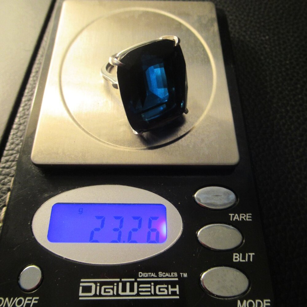 Vintage Sterling Silver Large Blue Treated Stone 16 carat Size 7 Cocktail Ring - Picture 12 of 12